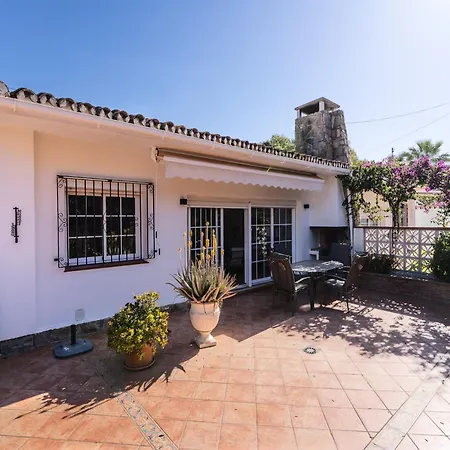 Holiday home Pleasant With Terrace *