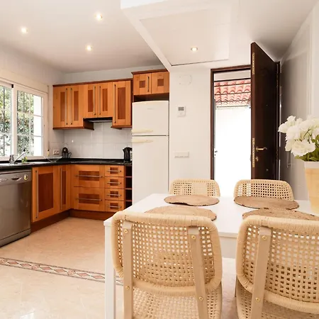Holiday home Pleasant With Terrace Marbella